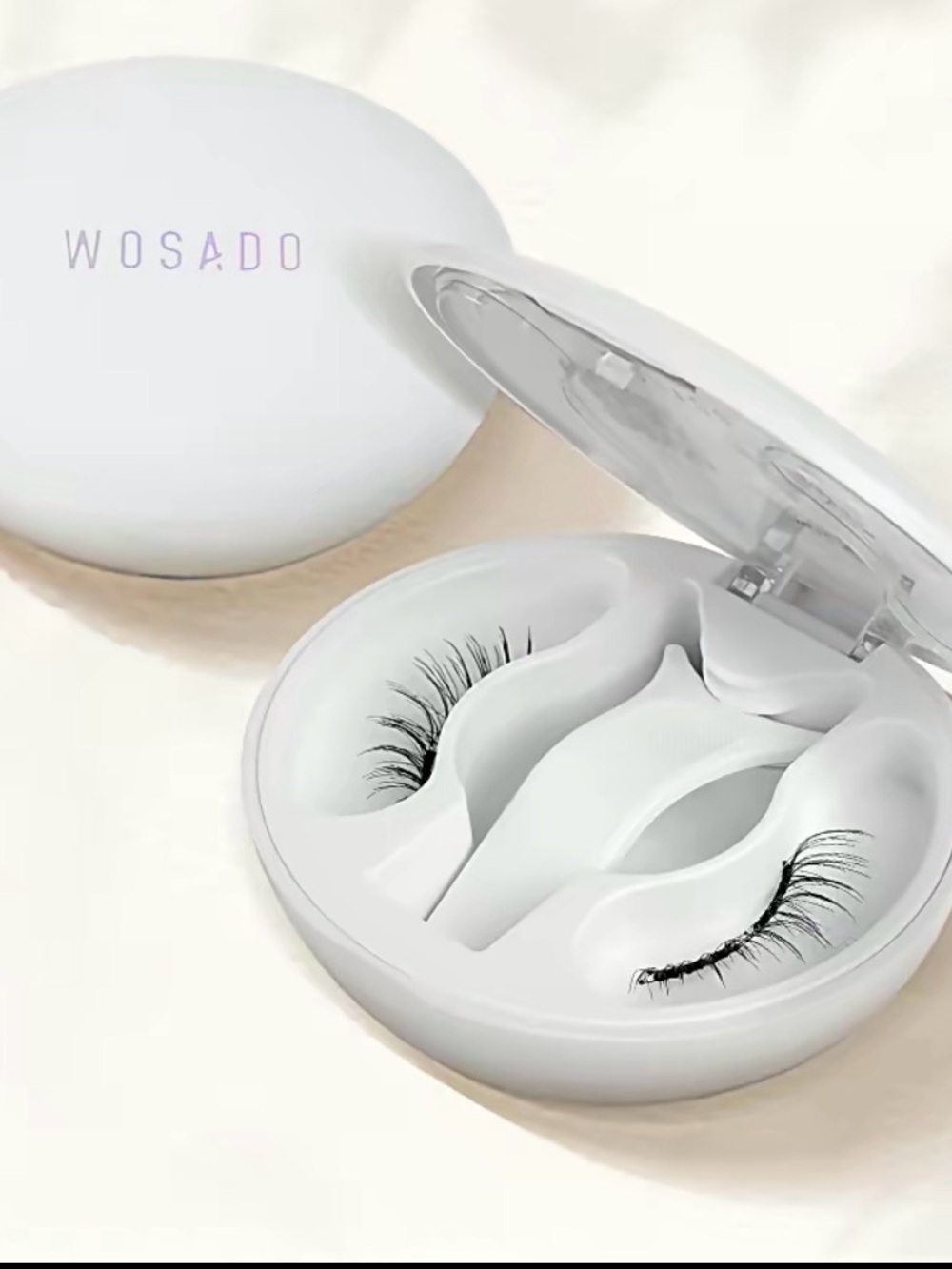 White Magnetic Lashes with Protective Case